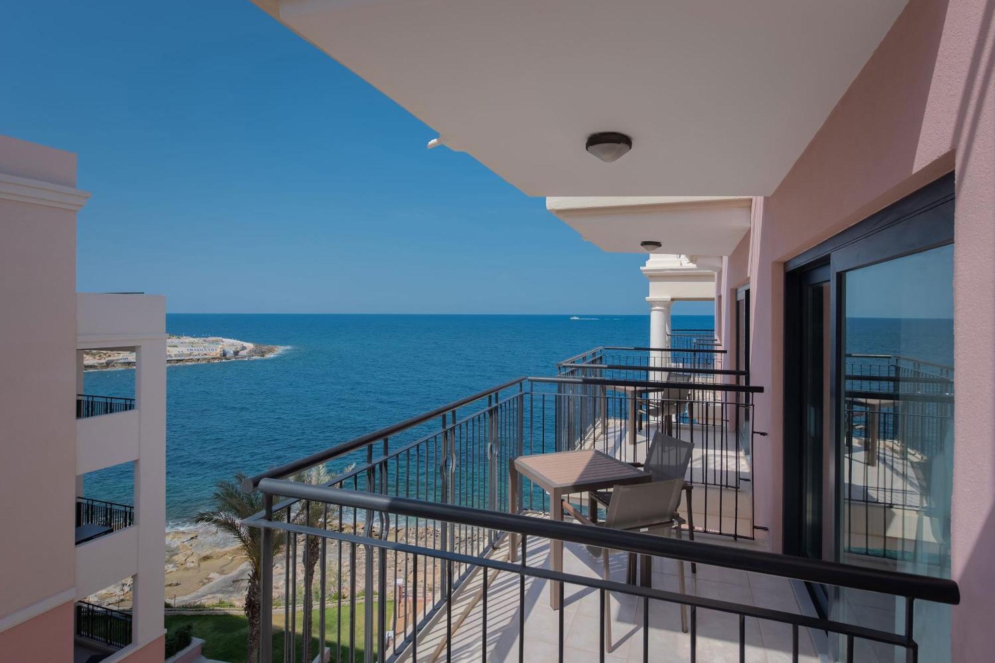 The Westin Dragonara Resort, Malta St. Julian's Exterior foto View from the hotel