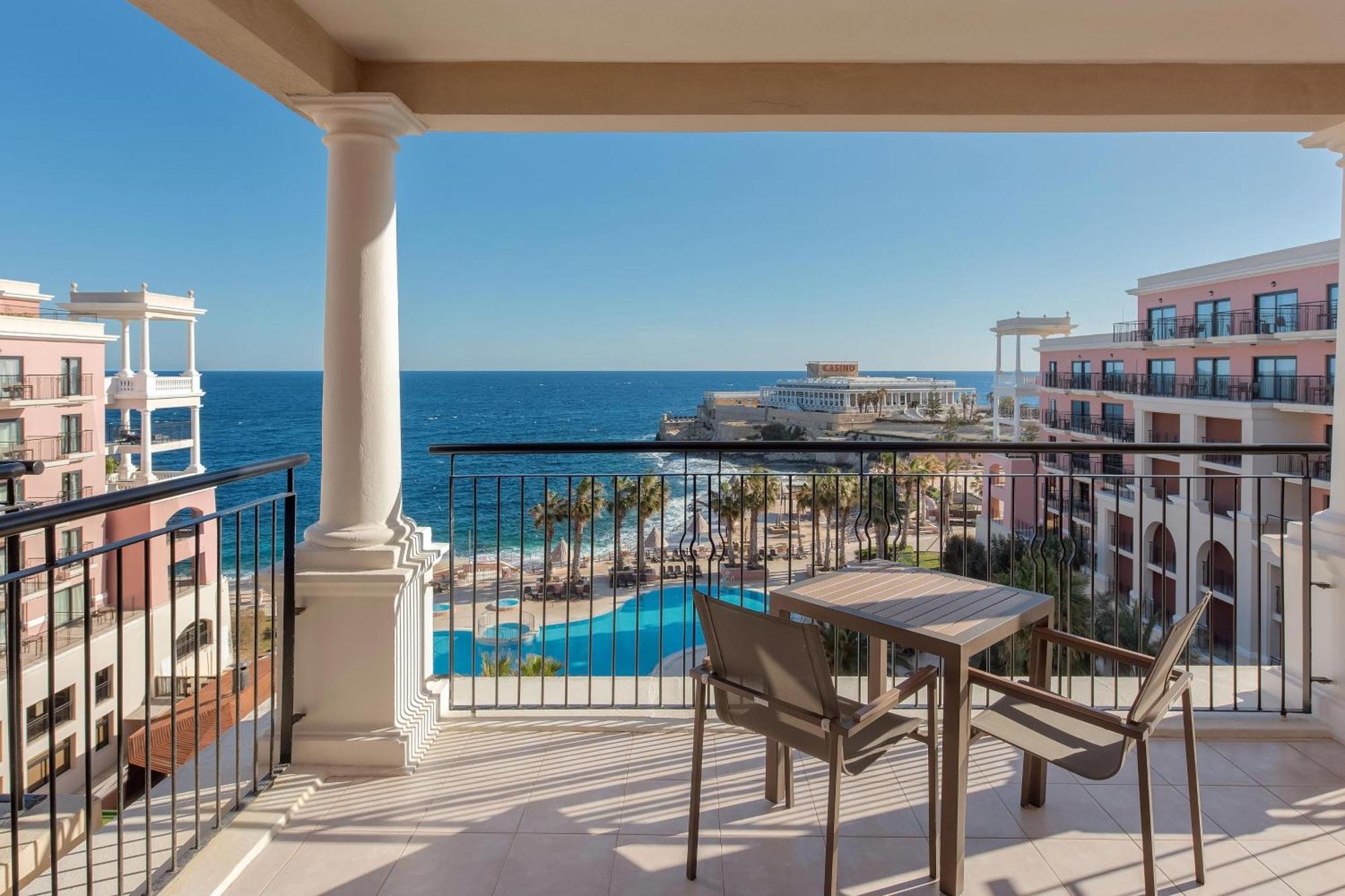 The Westin Dragonara Resort, Malta St. Julian's Exterior foto Balcony at the Iberostar Grand Hotel del Mar