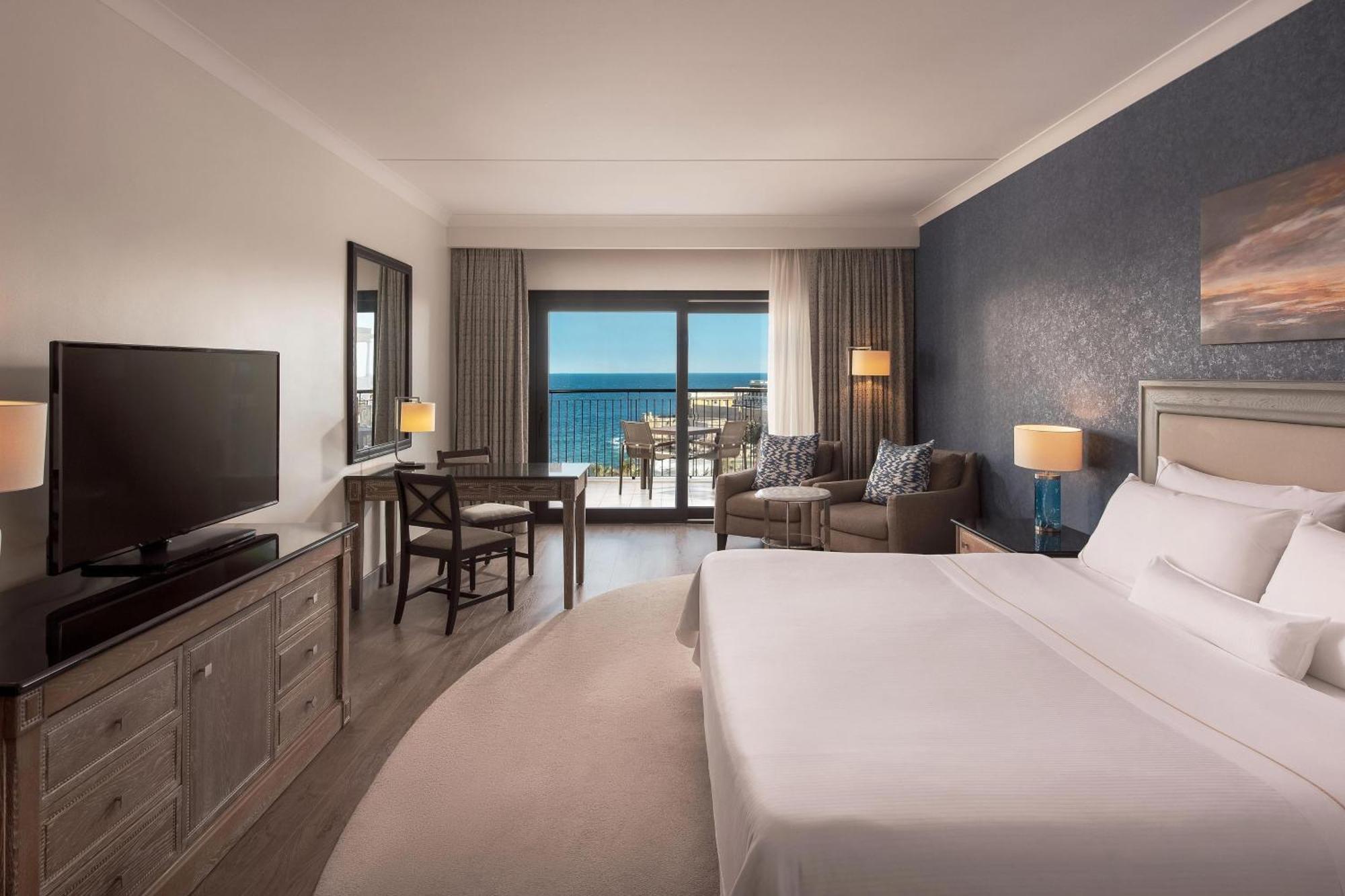 The Westin Dragonara Resort, Malta St. Julian's Exterior foto Deluxe Ocean View Room