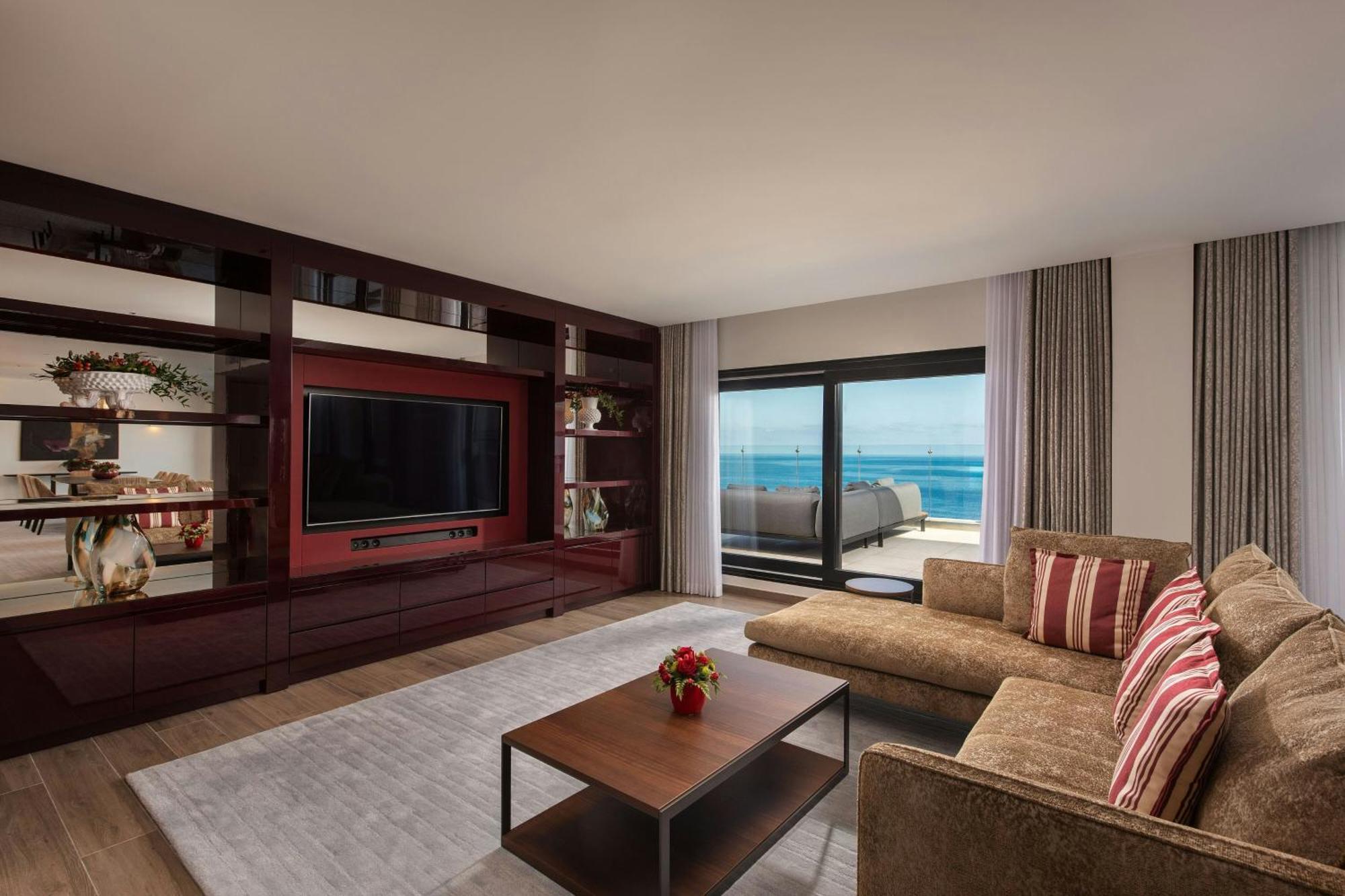 The Westin Dragonara Resort, Malta St. Julian's Exterior foto A living room