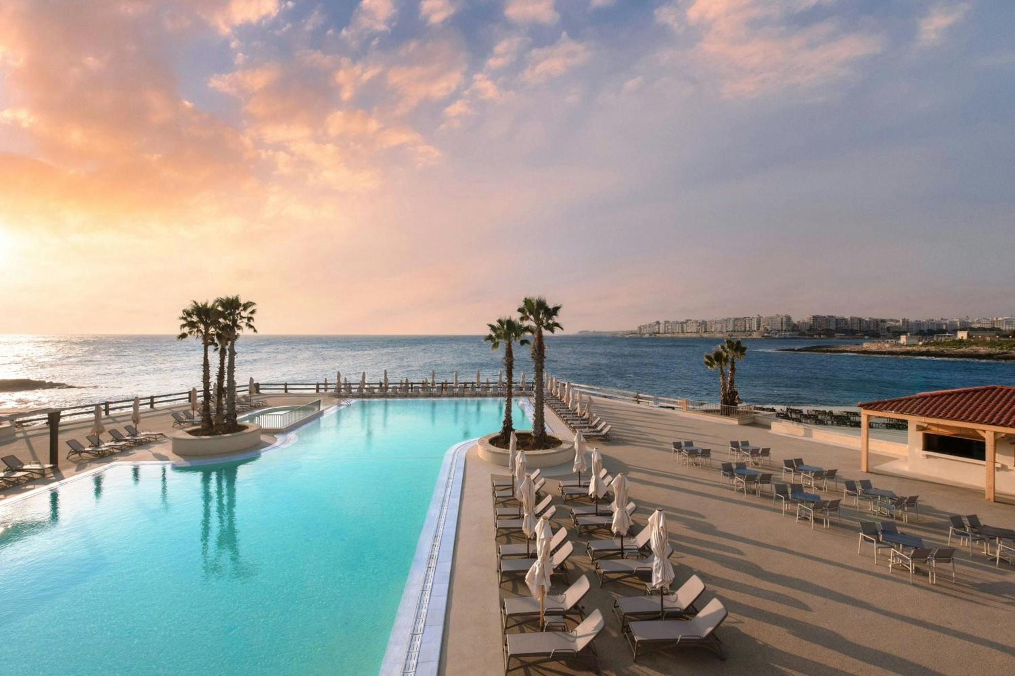 The Westin Dragonara Resort, Malta St. Julian's Exterior foto